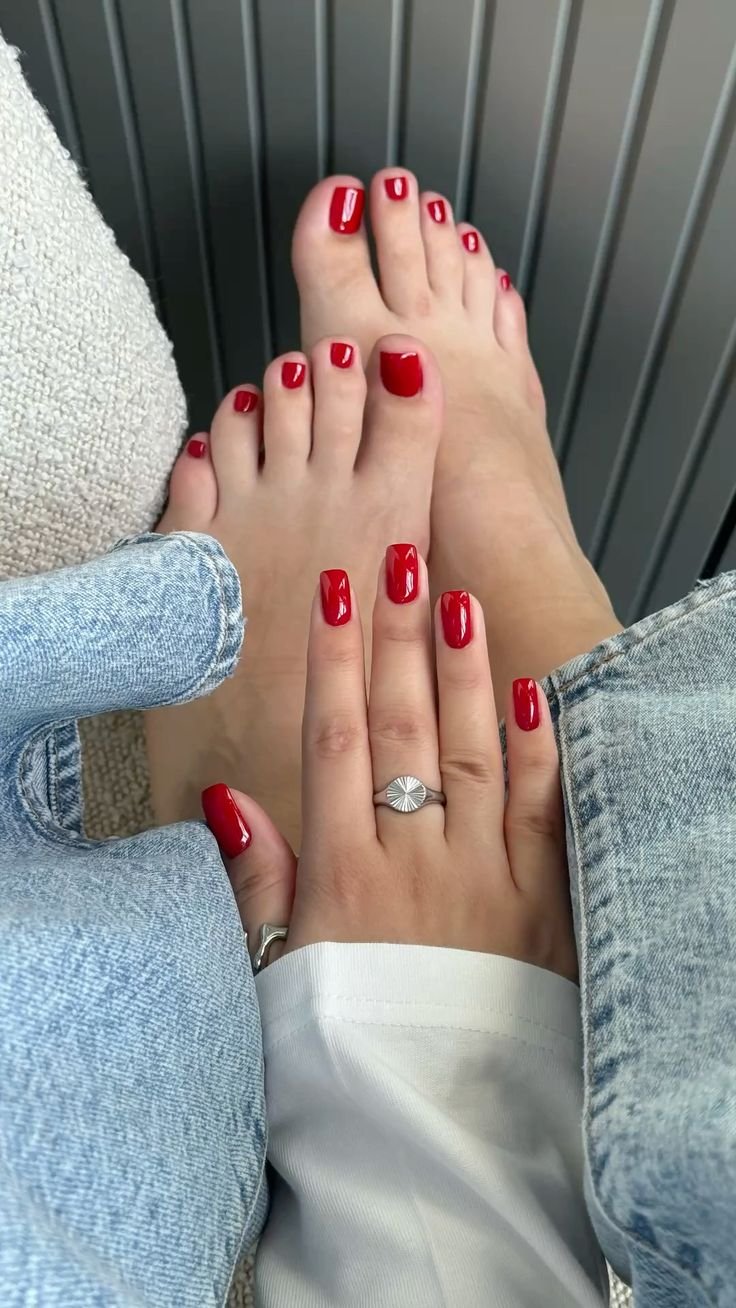 Manicura y pedicura manos y pies